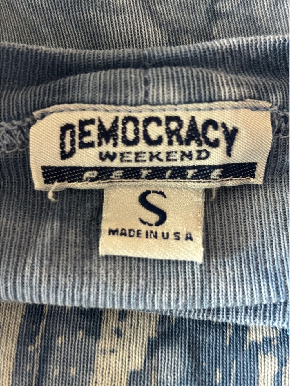 Vintage Y2K Democracy Weekends Blue Tie-Dye Grunge Graphic Tee Size S USA - Picture 4 of 6